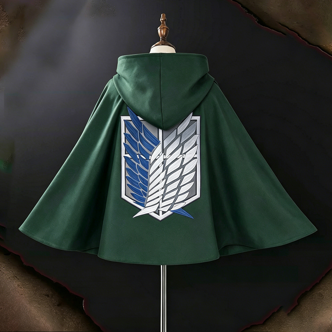 Płaszcz do cosplayu Atak Tytan – Attack Titan Cloak recenzja i cena